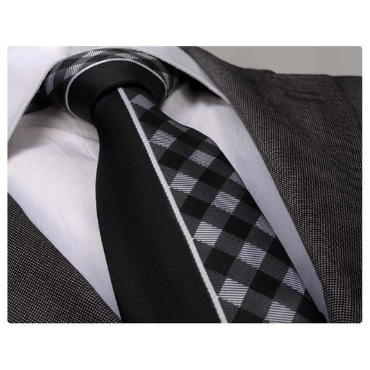 Gold Paisley Tie