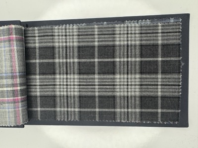 4423006